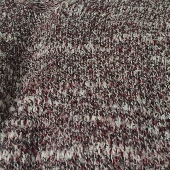 Purple knitted textured sweater - Picture 3 of 3